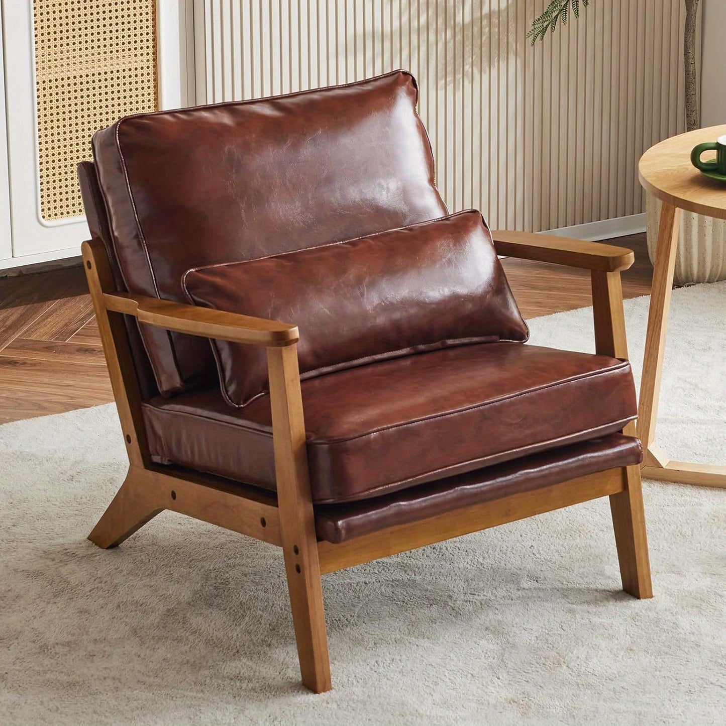 Wide armrest lounge chair