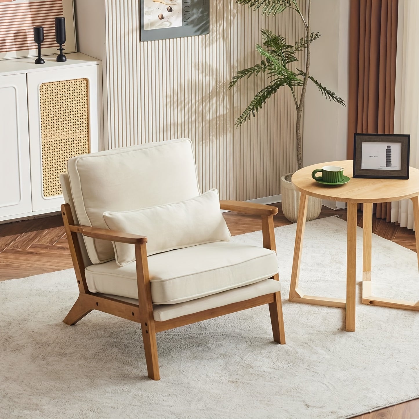 Wide armrest lounge chair