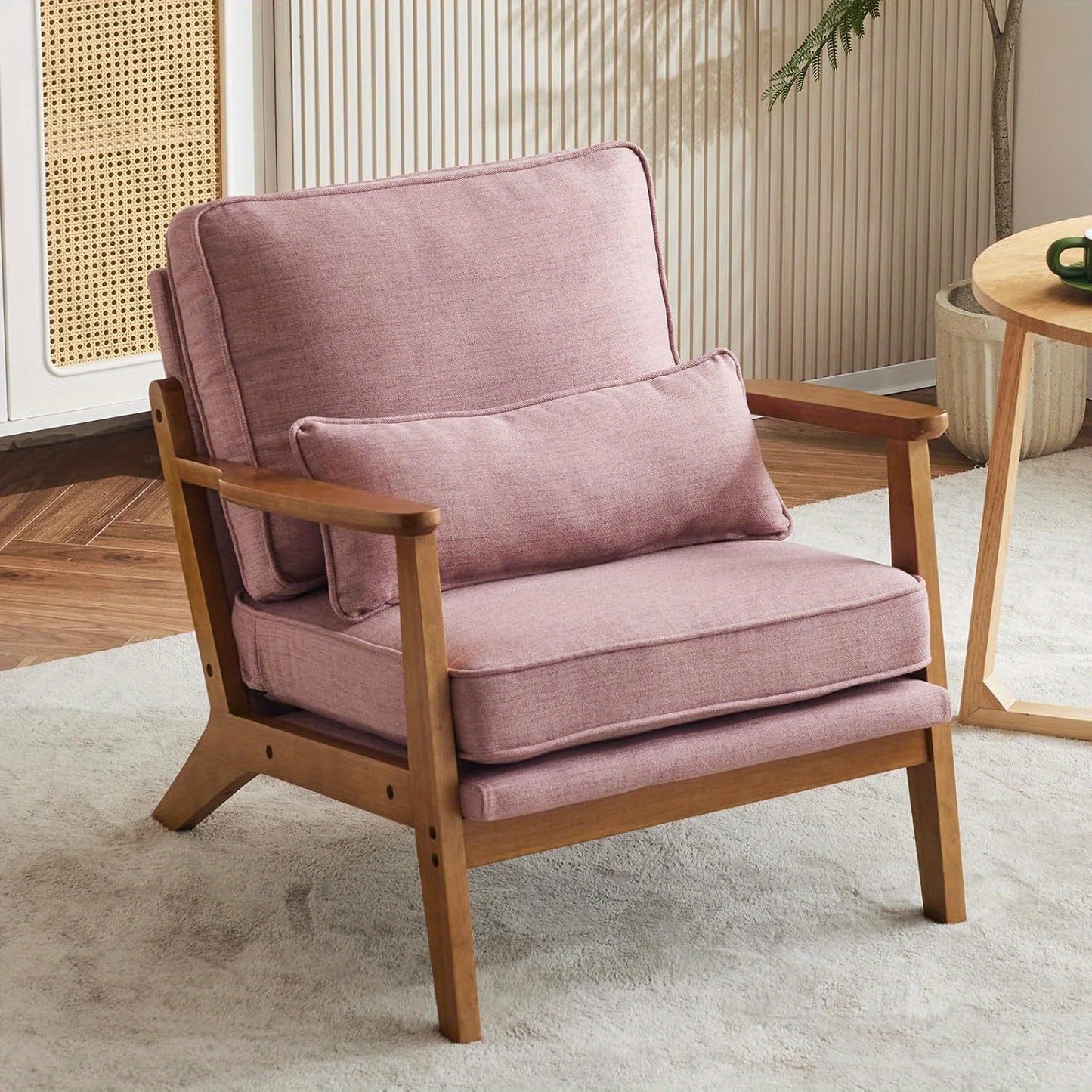 Wide armrest lounge chair